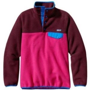 Women’s synchilla Patagonia pull over.